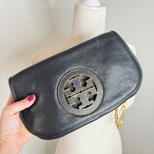 Tory Burch Amanda Black Lift Flat Leather Crossbody Clutch Bag